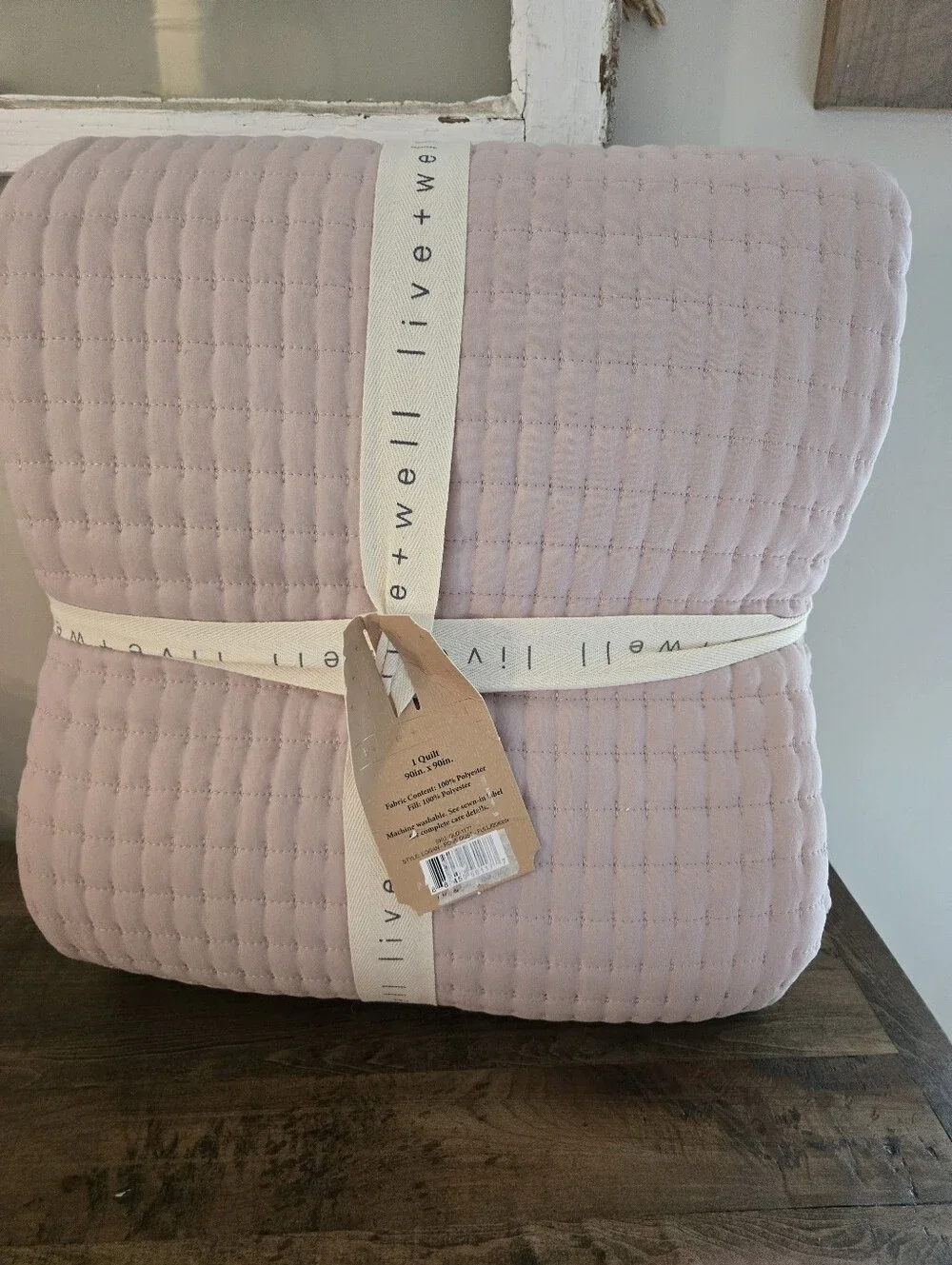 NWT Live + Well Logan Queen Size Quilt 90x90